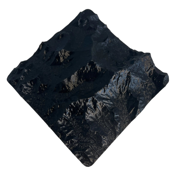 Everest Model Diorama - Premium Black Mount Everest Miniature for Artistic Display | 7.09"L x 7.09"W x 2.11"H