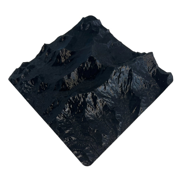 Everest Model Diorama - Premium Black Mount Everest Miniature for Artistic Display | 7.09"L x 7.09"W x 2.11"H
