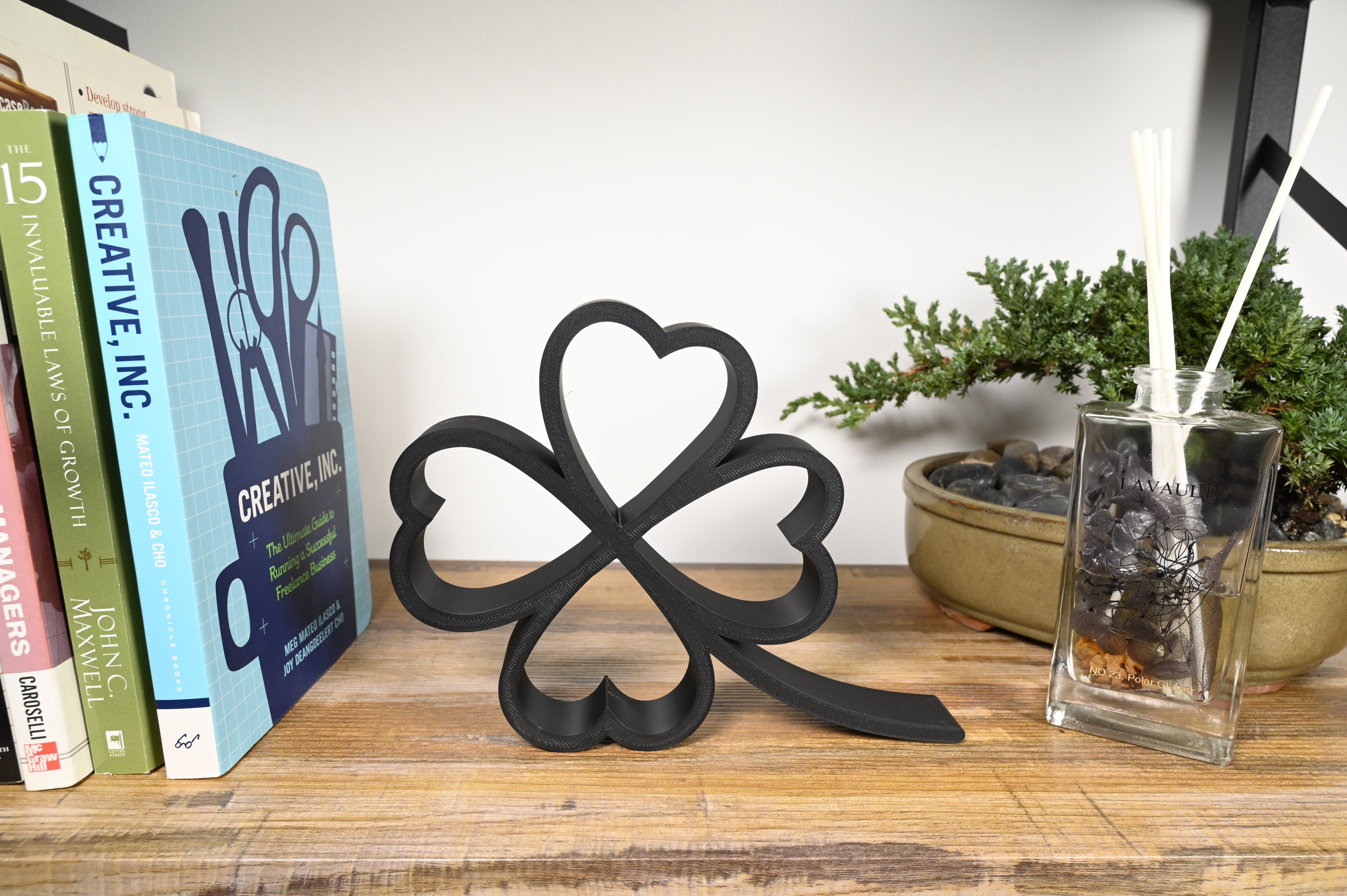 Resting Shamrock Line Art Sculpture