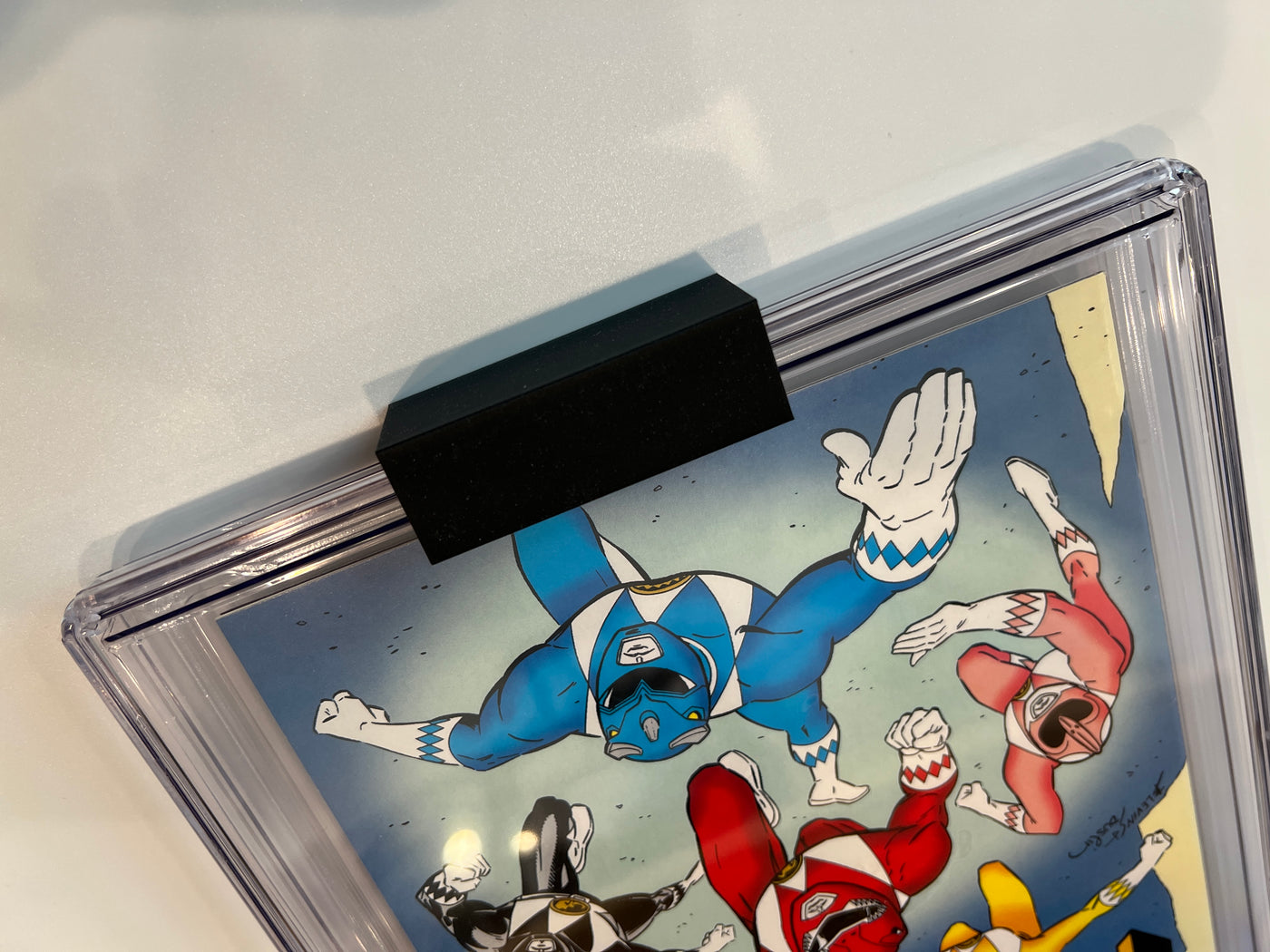 Wall-Mount Graded Comic Book Slab Holder – product image 2