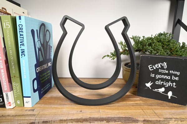 Good Luck Horseshoe, Minimalist Line Art Horseshoe, Symbol of Good Fortune and Protection, Home Decor, Modern Hobbies, Desk Line Art